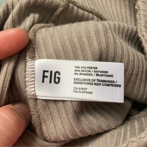 Fig Clothing Oma ribbed body con asymmetrical high low beige oatmeal color skirt - Picture 7 of 9